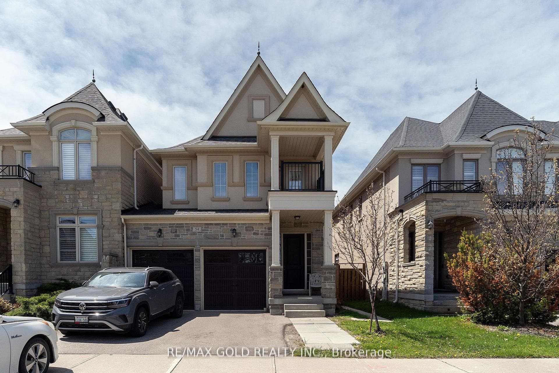 54 Robert Berry Crescent, King, ON L7B 1L4