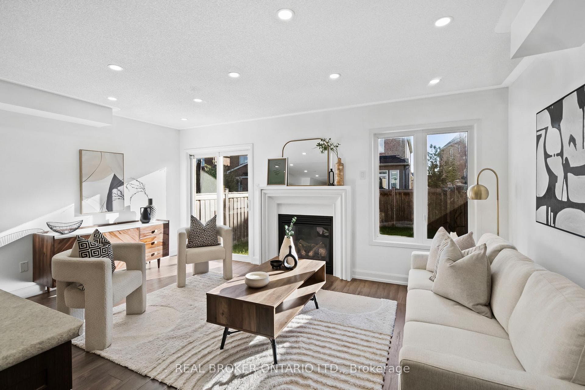 76 Sundragon Trail, Bradford West Gwillimbury, ON L3Z 2A5