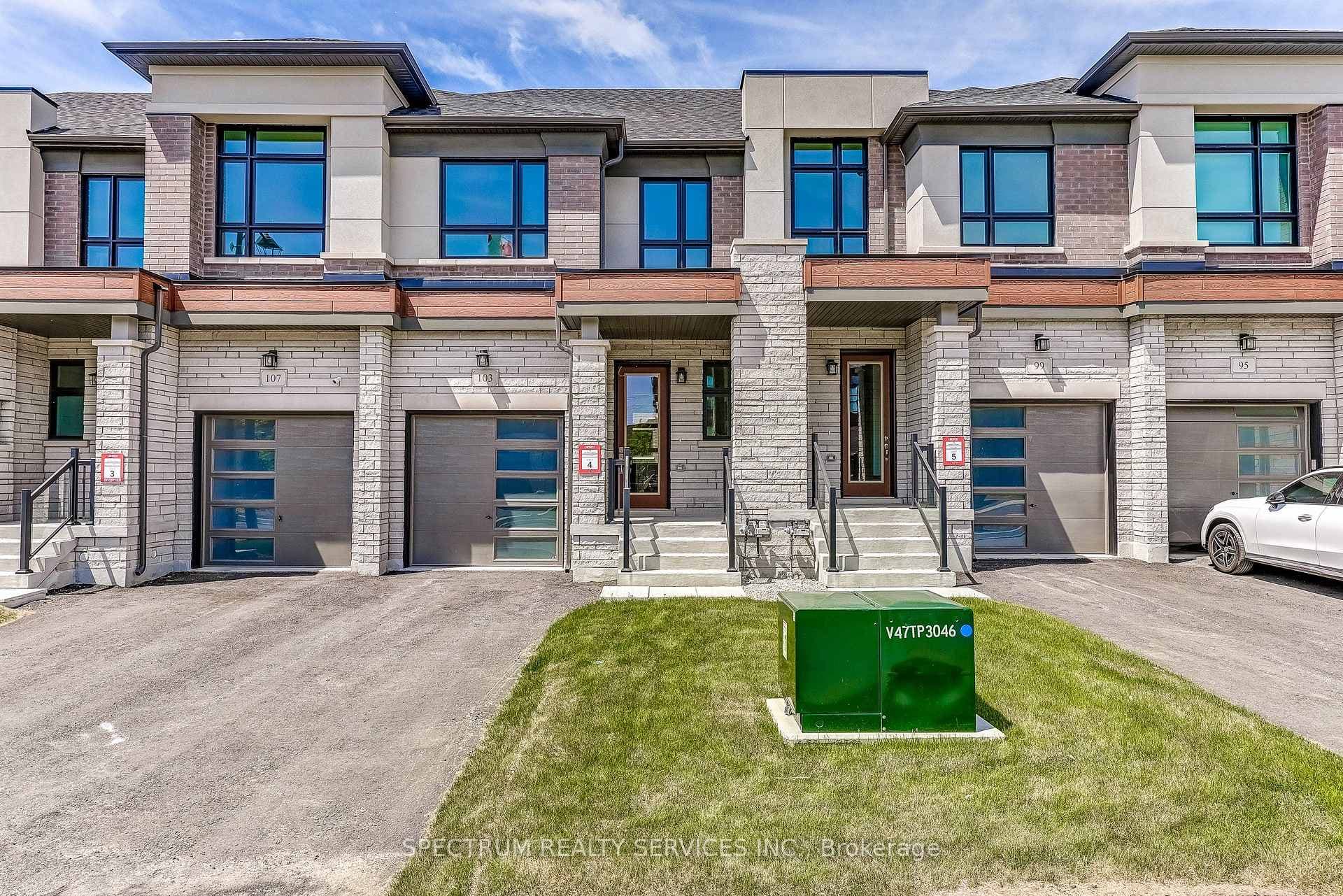 103 Adario Crescent, Vaughan, ON L3L 0G3