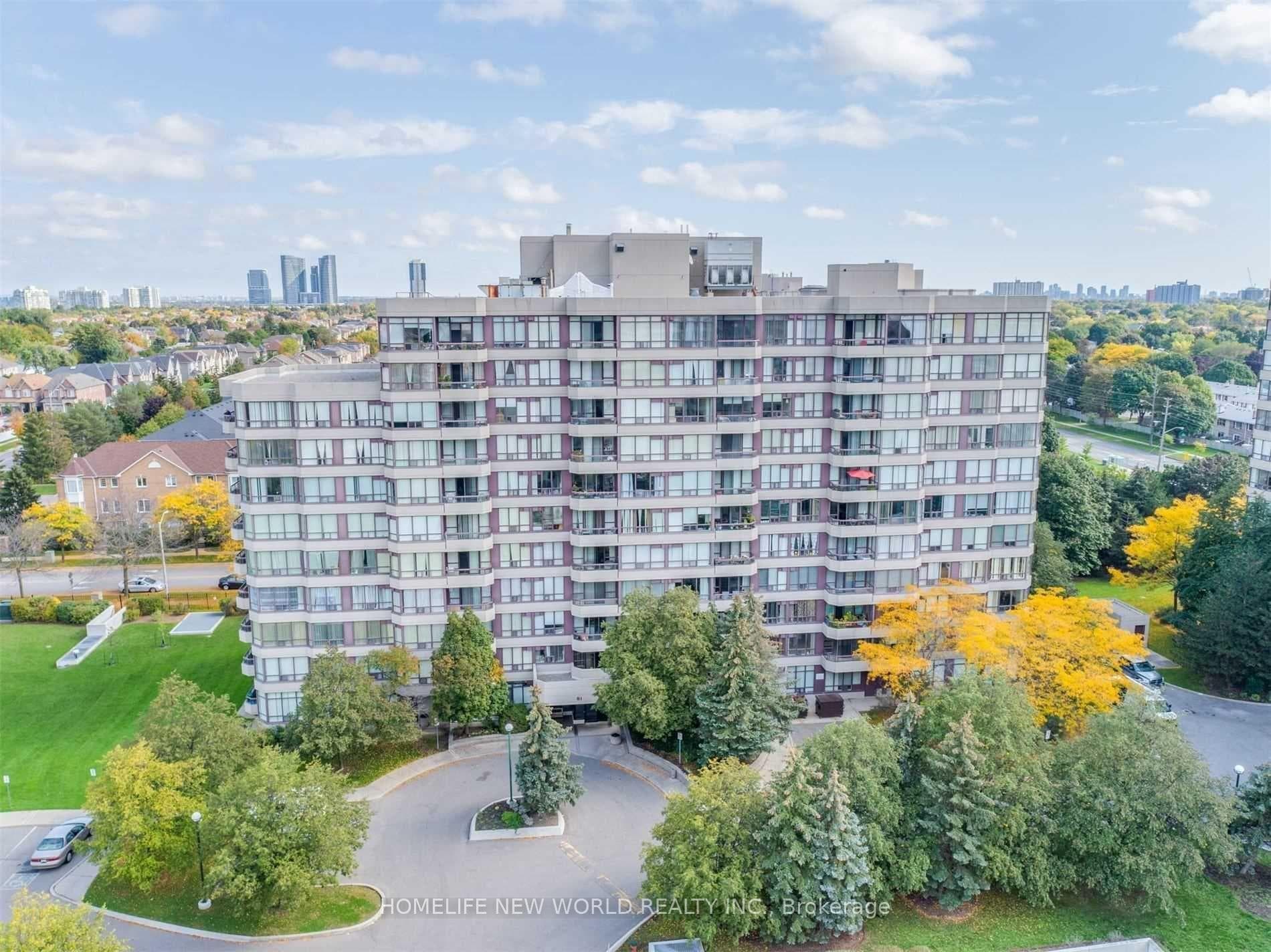 81 Townsgate Drive 205, Vaughan, ON L4J 8E6