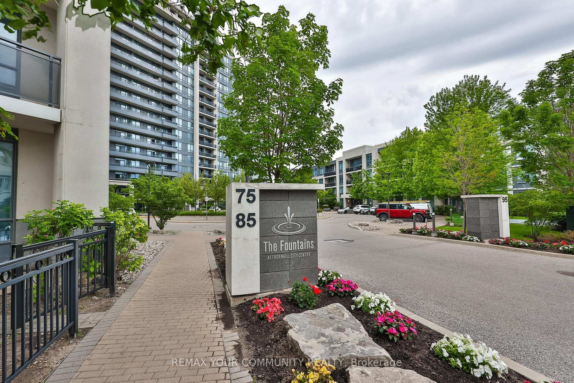 75 North Park Road, Vaughan, ON L4J 0H8